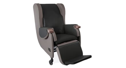 CareFlex HydroTilt Chair, Black Right Facing.