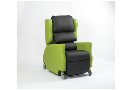 Primacare Tintern Riser Porter Chair. Green and Black, Right Facing.