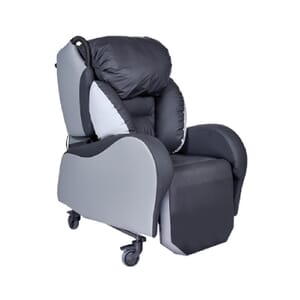 CURA Legacy Chair