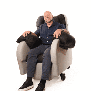 CURA HD Ready with gentleman